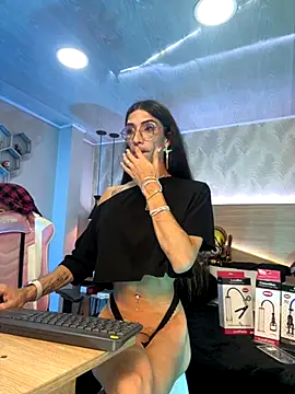 kylliefox  online show from September 25, 2025, 1:15 pm