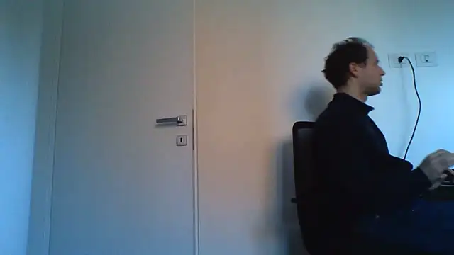 andre italy online show from February 16, 2026, 2:57 pm