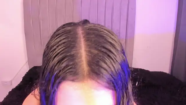 im tiffany  online show from March 2, 2026, 4:36 am