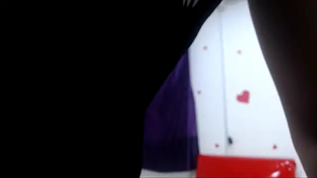 arielnoir6958 online show from February 19, 2026, 11:23 pm