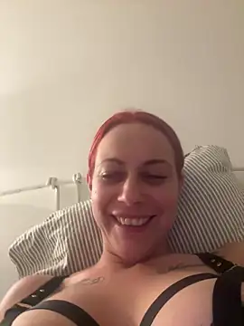 SophieSchmidt online show from February 24, 2026, 8:40 pm