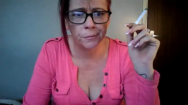 Forbidden-Irish-x online show from April 19, 2026, 6:21 pm