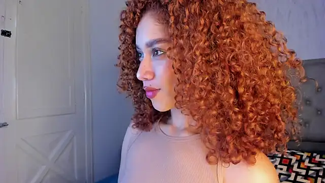 Sienna brunette online show from April 24, 2026, 12:07 pm