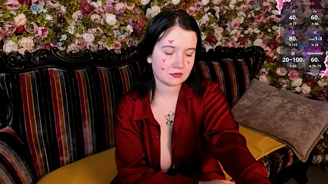 MollySoShy online show from February 13, 2026, 5:14 am