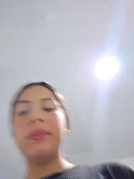 Snapshot of Cris18sexy chatting on February 18, 2026, 11:01 pm Cris18sexy online show from February 18, 2026, 11:01 pm