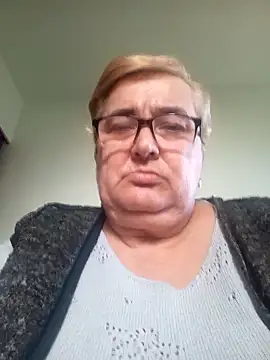 SusanStar874 online show from April 22, 2026, 4:19 pm