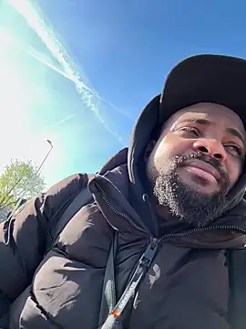 BigCatXLOfficial online show from April 6, 2026, 7:42 am