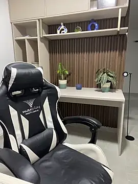 ChrissBlacks online show from March 3, 2026, 11:43 pm