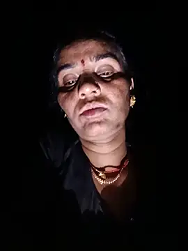 Snapshot of Muskan44s chatting on May 18, 2026, 9:42 pm Muskan44s online show from May 18, 2026, 9:42 pm