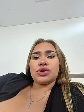 MonicaWestt online show from July 23, 2026, 7:17 am