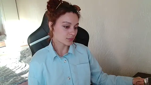 Eva Avea online show from May 9, 2026, 3:28 pm