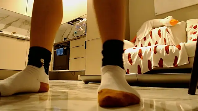 Snapshot of BluueSilk chatting on February 13, 2025, 6:09 am BluueSilk online show from February 13, 2025, 6:09 am