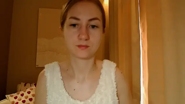 Snapshot of BluueSilk chatting on February 15, 2025, 5:51 am BluueSilk online show from February 15, 2025, 5:51 am