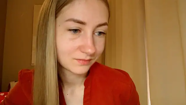 Snapshot of BluueSilk chatting on February 19, 2025, 6:22 am BluueSilk online show from February 19, 2025, 6:22 am