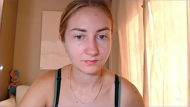 Snapshot of BluueSilk chatting on September 20, 2025, 7:20 am BluueSilk online show from September 20, 2025, 7:20 am