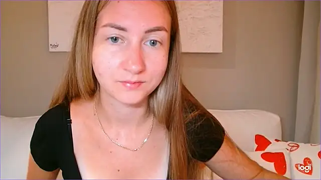 Snapshot of BluueSilk chatting on October 9, 2025, 5:16 am BluueSilk online show from October 9, 2025, 5:16 am