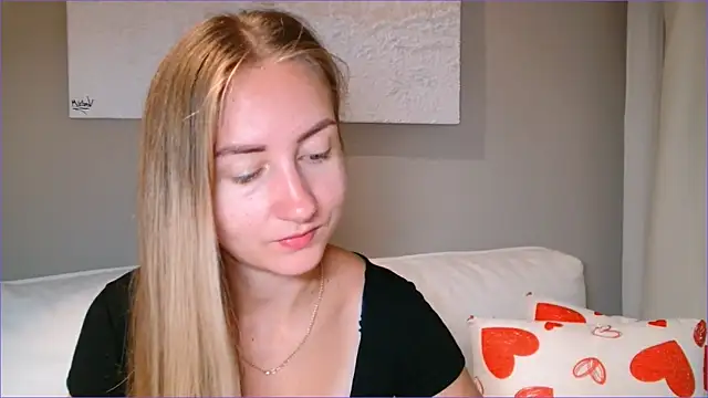 Snapshot of BluueSilk chatting on October 16, 2025, 5:30 am BluueSilk online show from October 16, 2025, 5:30 am