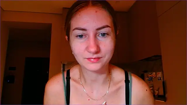 Snapshot of BluueSilk chatting on November 21, 2025, 6:01 am BluueSilk online show from November 21, 2025, 6:01 am