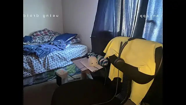 Snapshot of vexahleah chatting on July 23, 2026, 4:16 pm vexahleah online show from July 23, 2026, 4:16 pm