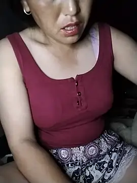 Snapshot of Tina-beo chatting on May 15, 2026, 8:27 pm Tina-beo online show from May 15, 2026, 8:27 pm