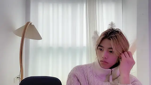 SM JIAJIA ZL online show from March 26, 2026, 2:06 am