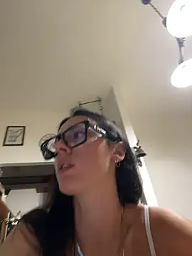 Snapshot of alibi_room chatting on July 10, 2026, 9:17 pm alibi room online show from July 10, 2026, 9:17 pm