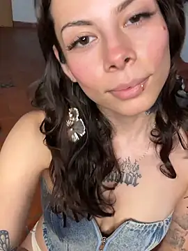 Isalove99 online show from April 25, 2026, 11:13 pm