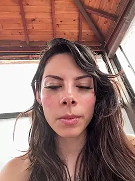 Isalove99 online show from April 29, 2026, 6:03 pm