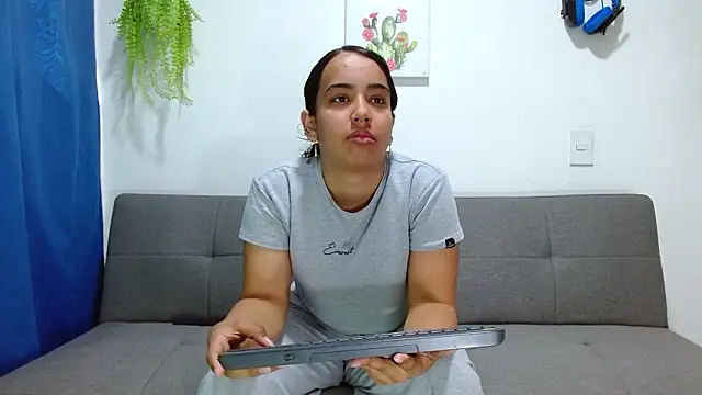 Snapshot of Diva_noir chatting on February 3, 2026, 3:06 pm Diva noir online show from February 3, 2026, 3:06 pm