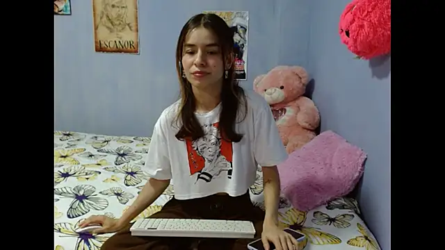 Arlet Blouse online show from April 8, 2026, 4:34 am