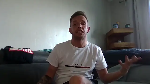 verscub6969 online show from April 26, 2026, 3:53 pm