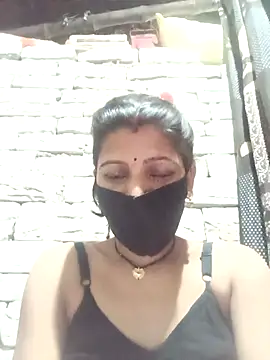 Snapshot of Divya-11431 chatting on March 18, 2026, 3:48 pm Divya-11431 online show from March 18, 2026, 3:48 pm