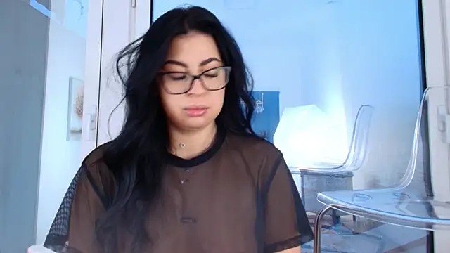 MissyScarlet online show from April 22, 2026, 4:04 am