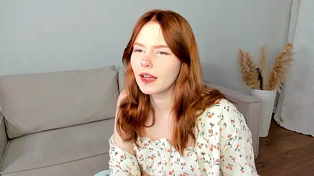 Julia Anis online show from March 9, 2026, 1:09 am