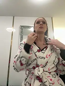 AmeelliaRose online show from February 28, 2026, 7:04 pm