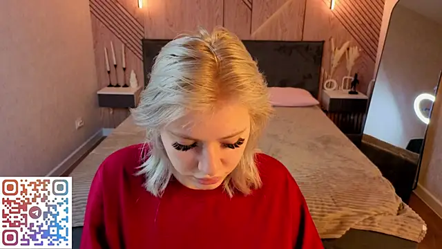 Snapshot of Kate_Krose chatting on May 2, 2026, 1:10 am Kate Krose online show from May 2, 2026, 1:10 am