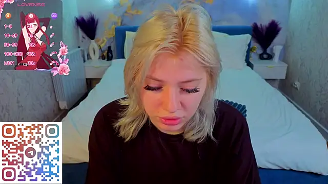 Snapshot of Kate_Krose chatting on May 15, 2026, 1:12 am Kate Krose online show from May 15, 2026, 1:12 am