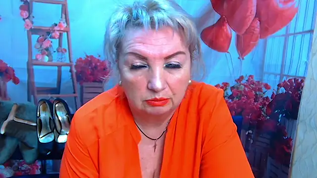 RenataDaster online show from April 20, 2026, 5:32 am