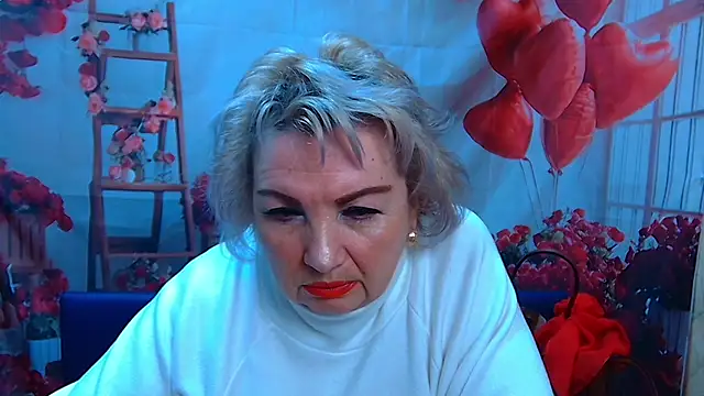 RenataDaster online show from April 21, 2026, 5:14 am