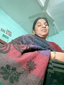 Rajni248096 online show from February 5, 2026, 2:54 pm