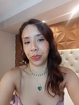 Snapshot of MiaSantana_ chatting on May 26, 2026, 10:39 pm MiaSantana online show from May 26, 2026, 10:39 pm