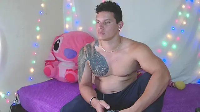 Eternalfuego online show from February 10, 2026, 5:33 am