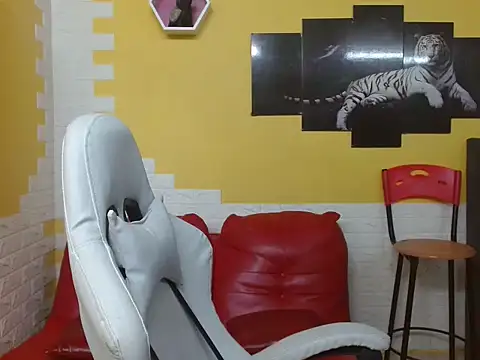 chacorta  online show from April 21, 2026, 12:55 pm