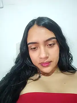 cynliu online show from April 16, 2026, 9:39 pm