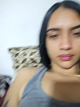 cynliu online show from April 20, 2026, 4:48 am