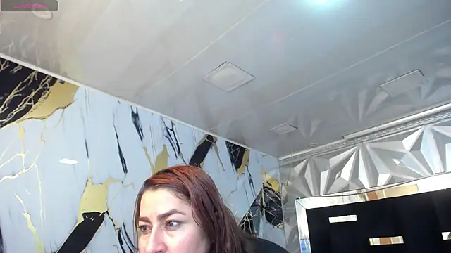 Alison-mar online show from April 21, 2026, 1:42 am