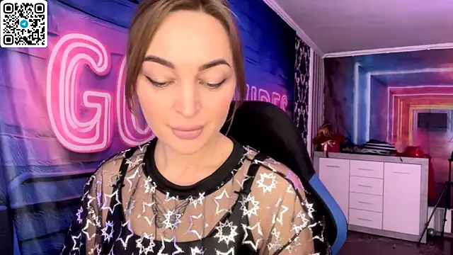 Vellora  online show from April 19, 2026, 11:09 am