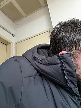 hessds34 online show from March 11, 2026, 7:47 am