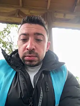 hessds34 online show from April 22, 2026, 9:01 am