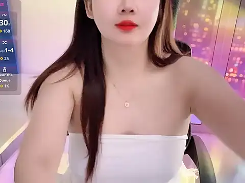 XiaBunny online show from April 18, 2026, 5:17 pm